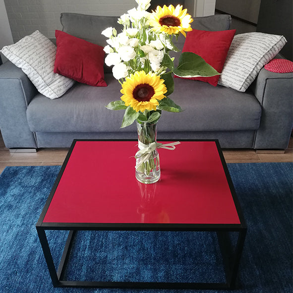 Tavolino Swan con Top Rosso 80x60x40 cm